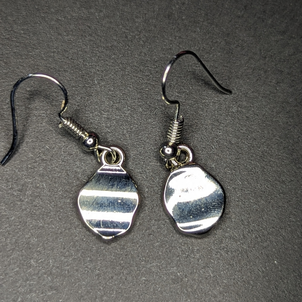 Dangle Earrings - Picture 2 of 2